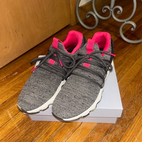 SOREL Grey Womens Sneakers Size 10 - Picture 2 of 11